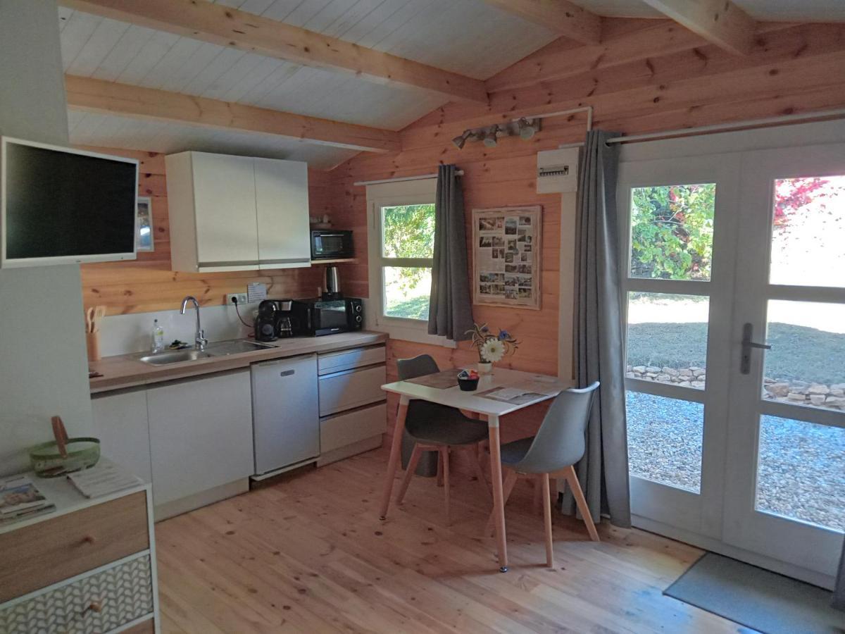 Chalet "Le Petit Olivier" Gites Appart 'Hotel L'Echappee Belle D'Aubenas Logement 2 Sur 3 Exterior photo